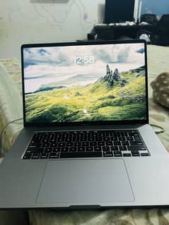 Macbook pro 2019 i9 32GB 1TB