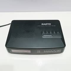 Vintage 1980s Sanyo RM-5080 AM/FM Clock Radio Alarm - Works Great!