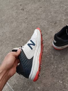New balance Spikes Size UK 8.5 US9