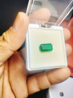 beautiful natural sawat emerald available