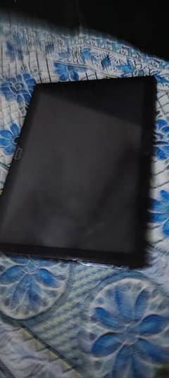512 gb rom or 8 gb ram best for watching content
