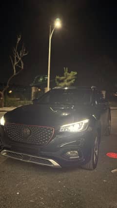 MG HS Trophy 2021