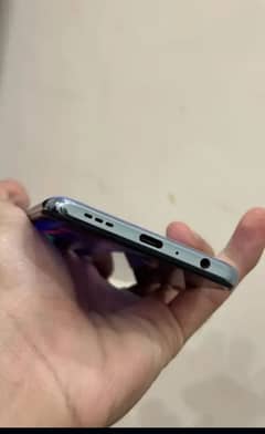 Oppo f15 8/256 exchange possible 03068884271