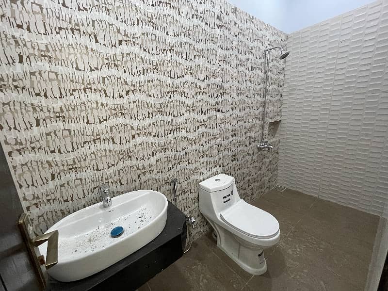 A Well Designed Prime Location Upper Portion Is Up For rent In An Ideal Location In Karachi 2