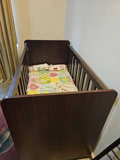 Baby cot wooden