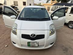 Toyota VITZ 2008
