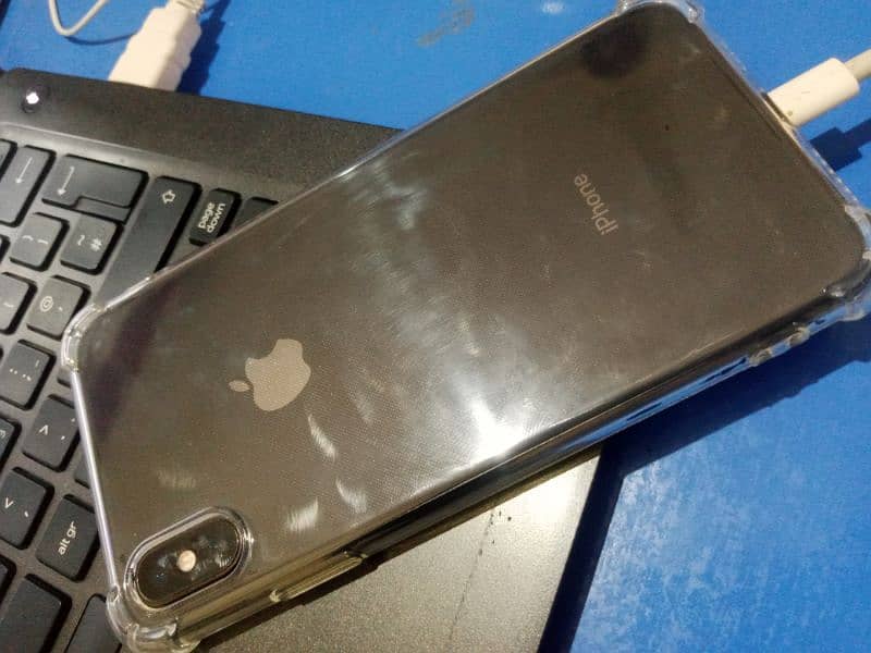 Iphone XS Max Also Exchnage Able 1
