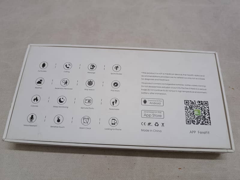Smartwatch with smooth display 1