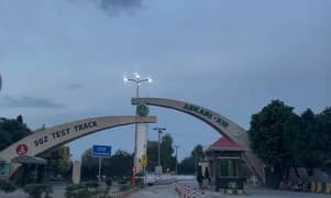 Spacious 3-Bed Apartment For Sale In Askari 13, Rawalpindi Scenic Views - Prime Location