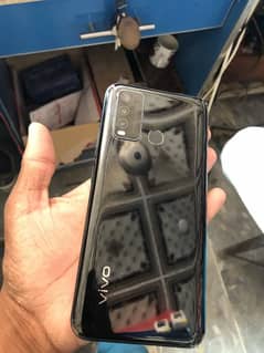 y30 4gb 128gb box chrge original available contact number 03458062410
