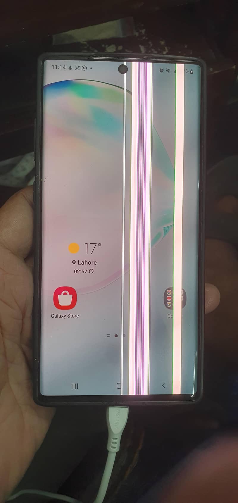 Note 10 plus screen with lines no dotte only lines. 0