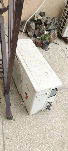 Haier 1 tone AC
