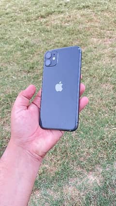 iphone 11 non pta 64 gb lush condition Whatsapp 03048269547