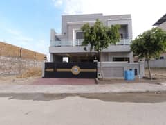 Upper Portion For Grabs In 22 Marla G-15