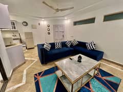 Flat Of 800 Square Feet Is Available For Rent In G-15