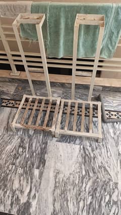 Water Bottle Stand