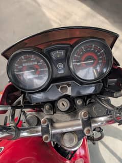 Yamaha YBR 125 Model 2015 | Yamaha In Bikes | Total Geniune