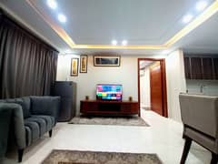 Luxury Furnished Appartments in Bahria Town Lahore Short Time Stay For Rent 0321-1046192