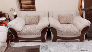 5 Seater Sofa Set with Wooden Square Shaped Table