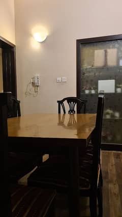 Dinning Table