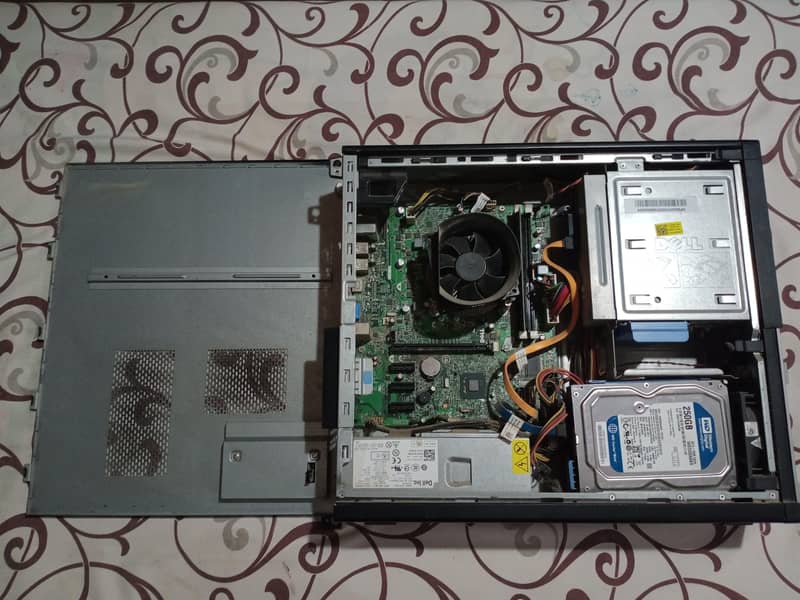 DELL SLIM CPU CORE I5 3RD GENERATION AND ACER LCD 2