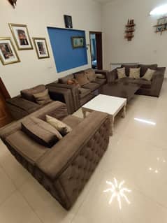 7 seater sofa for zale in excellent condition