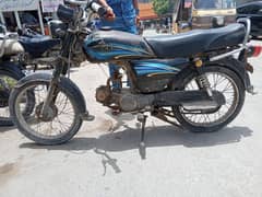 unique bike genuine condition ma ha 6 month sy khari ha