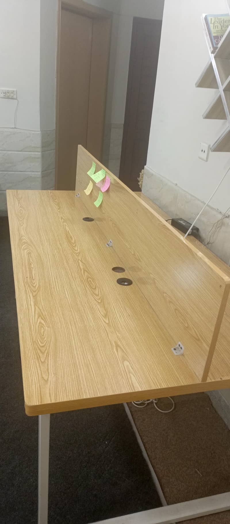 Office Table with Partition and Power Socket – Strong Metal Frame 5