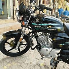 Yamaha yB 125Z-DX l model 2023
