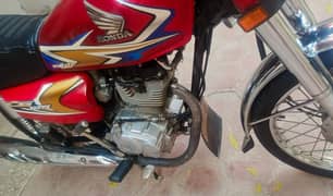 HONDA 125 2020 MODEL in Geniune Condition 10/10. Buy & use.