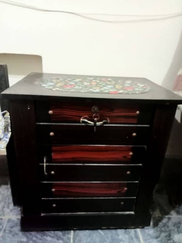 Wooden Bed Set 2