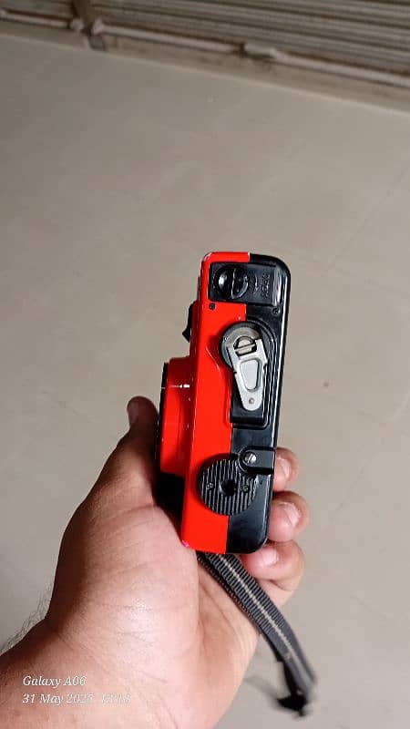 Konica Pop 135 point&Shoot Camera in Good condition 3