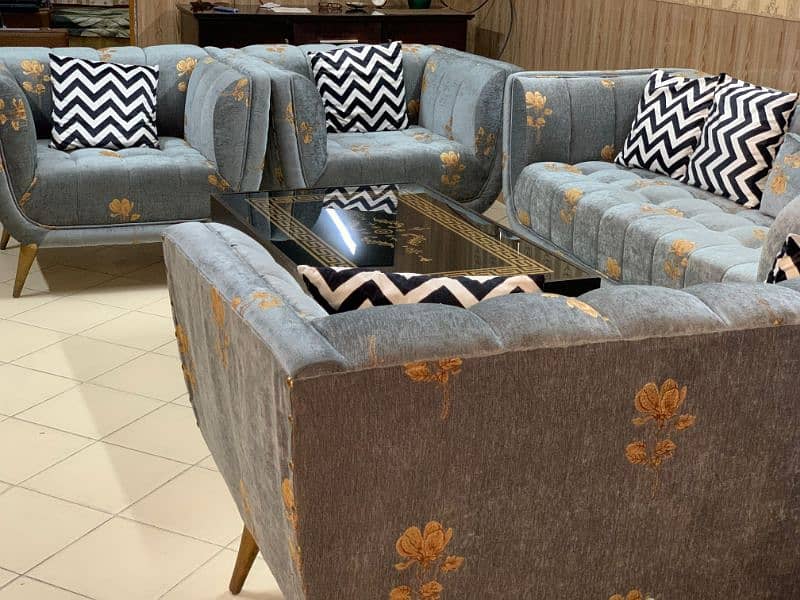 7 Seater Sofa Set 0