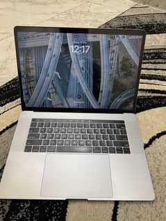 Macbook pro 2018 i7 - 32 Ram, 256 Memory, Good Condition