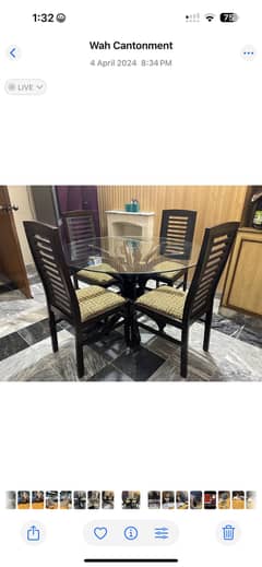 Dining table for sale