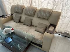 Excellent condition Sofa set Bahria town