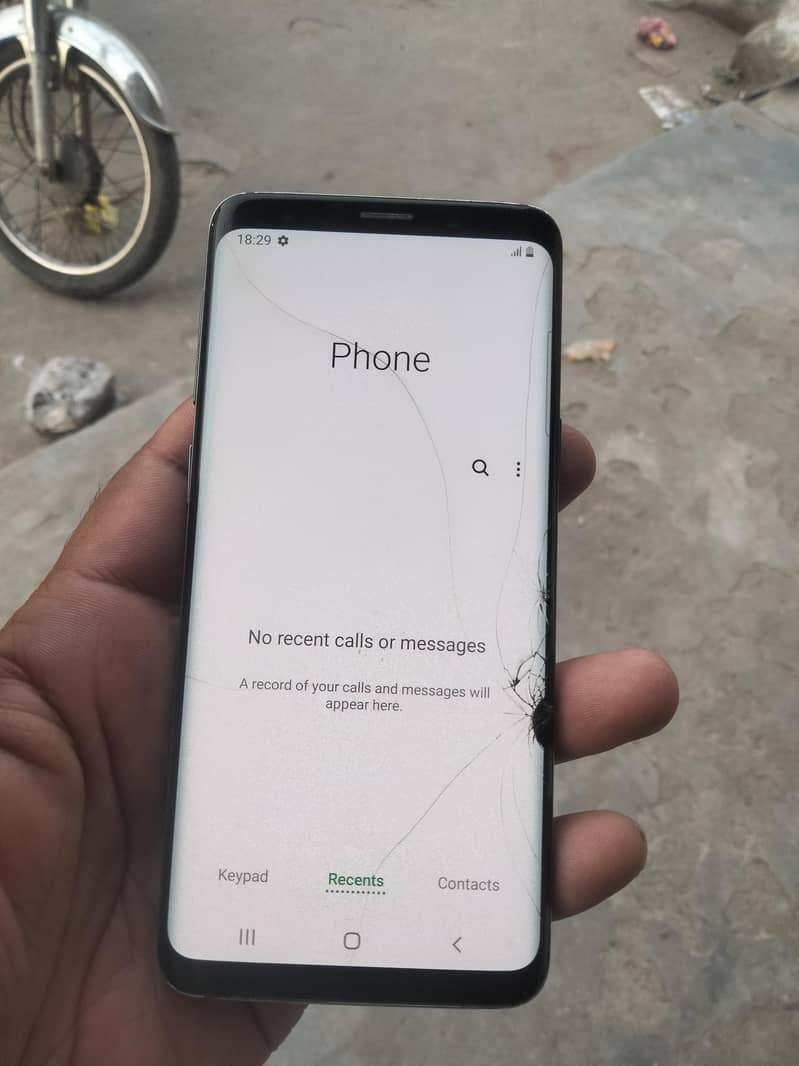 Samsung Galaxy S9  4/128 original pta dual sim 1