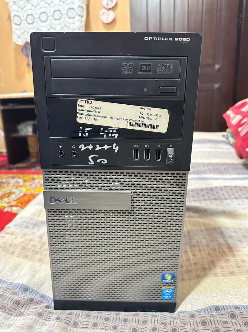 Computer Core i5 4th gen with LCD and Computer Table 0