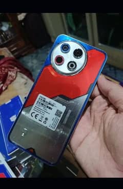 Tecno spark 30 pro 8+8 gb ram 128 gb memory