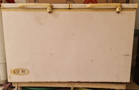 DEEP FREEZER