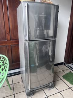 Dawlance refrigerator
