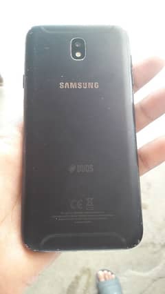 Samsung Galaxy j7 pro 64 gb