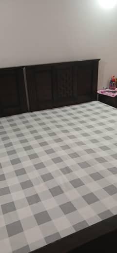 2 single beds for sale urgent