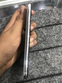 iphone xs factory unlock or zong ki sim chalti ha all ok no repair