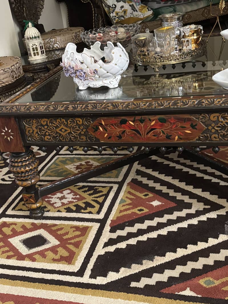Center table with 2 side tables 4