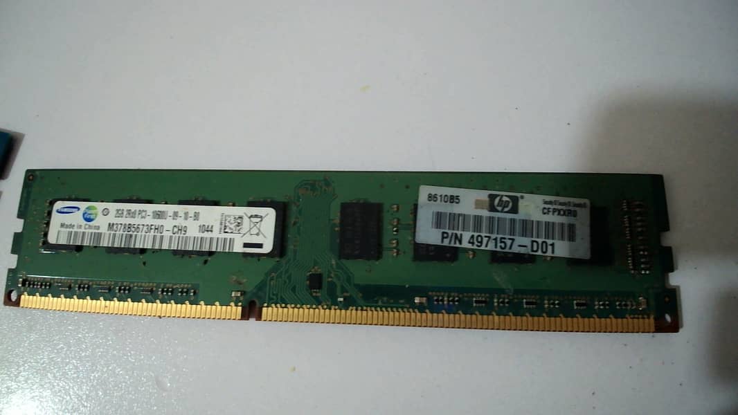 computer ram 4gb and 2gb ddr 3 1