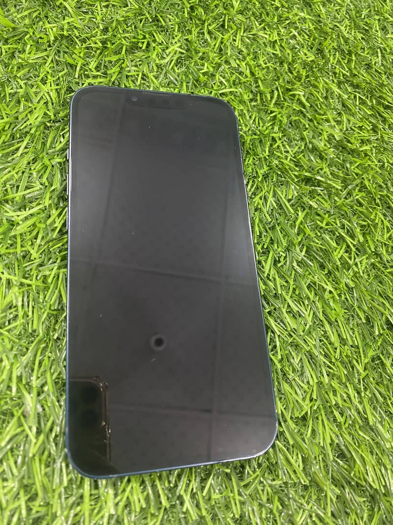 IPhone 13 non PTA 128 gb only display used messages 4