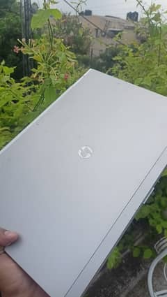 HP Elitebook 8560p / Intel HD graphics / 6gb RAM /  Laptop