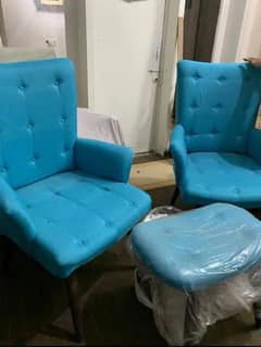 Chairs and office Table for sale