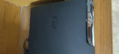 play station 3 with 2 controlllers